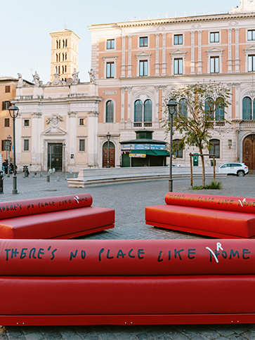 Roma Opening Maxandco Carousel Desktop Maxandco